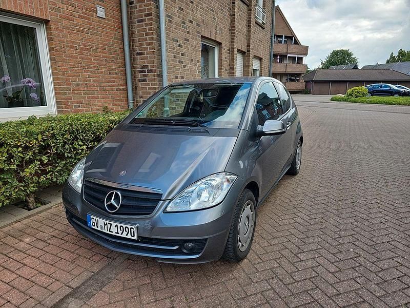 Gebraucht 2009 Mercedes A180 Kleinwagen | 3.900 € (Fairer Preis) - Bild 1/4