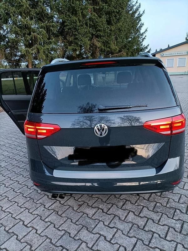 Gebraucht VW Touran Sound 150 PS (110 kW) 2017 Grau Van / Kleinbus
