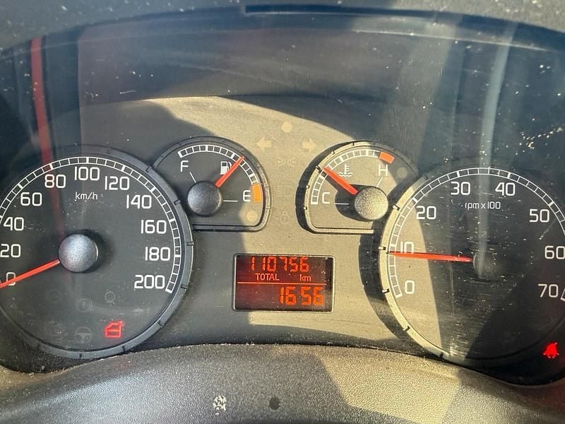 Gebraucht Fiat Doblò 77 PS (56 kW) 2009 Rot Van / Kleinbus