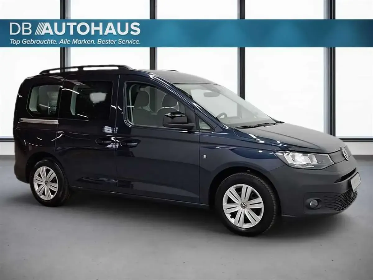 Usata VW Caddy 122 CV (89 kW) 2022 Blu Monovolume