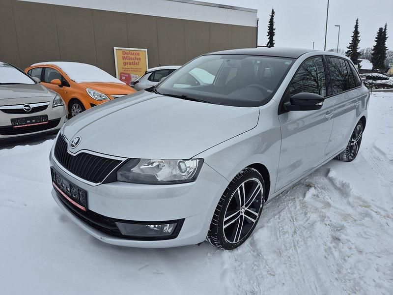 Gebraucht Skoda Rapid Emotion Plus 90 PS (66 kW) 2016 Silber Limousine