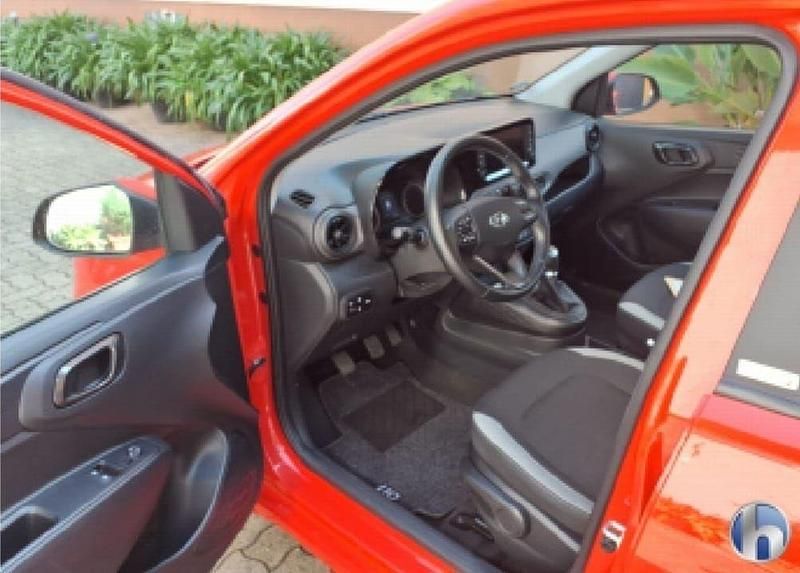 Gebraucht Hyundai i10 Trend 84 PS (61 kW) 2021 Rot Kleinwagen