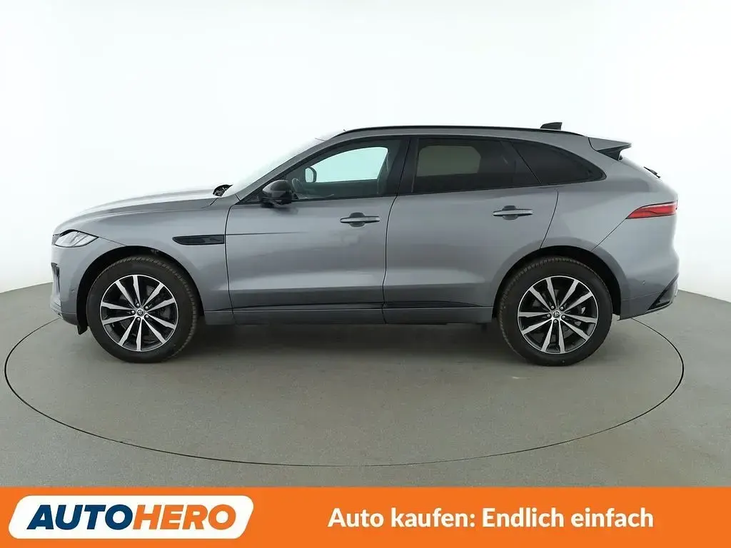 Gebraucht Jaguar F-Pace R-Dynamic 300 PS (220 kW) 2024 Eiger grey SUV