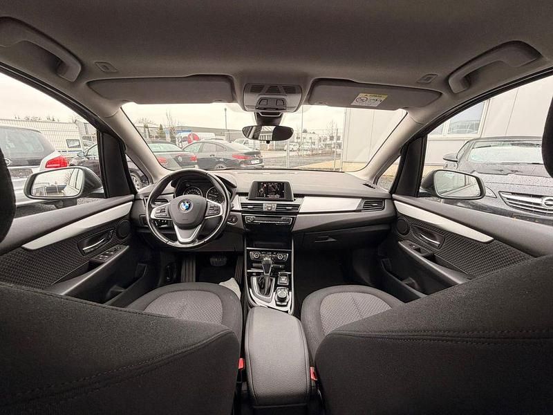 Gebraucht BMW 218 Active Tourer Performance 136 PS (100 kW) 2016 Grau Van / Kleinbus