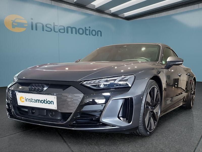 Grau Gebraucht 2024 Audi e-tron GT quattro Limousine | 97.399 € - Bild 1/4
