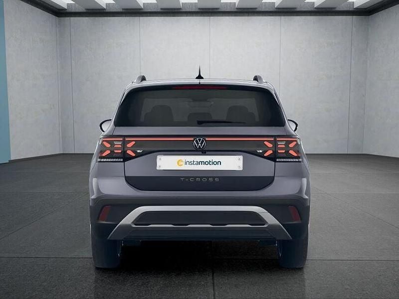 Gebraucht VW T-Cross 116 PS (85 kW) 2024 Grau SUV