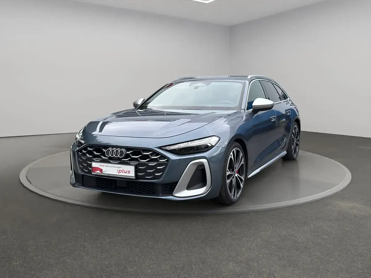 Gebraucht Audi S5 Ambiente 367 PS (269 kW) 2024 Horizontblau metallic Kombi