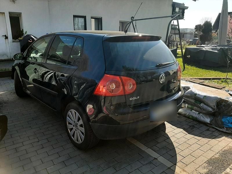Gebraucht VW Golf V 102 PS (75 kW) 2006 Schwarz Kleinwagen