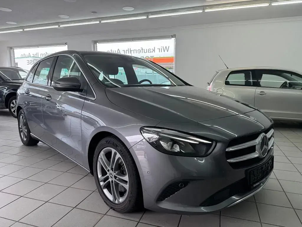 Gebraucht Mercedes B220 190 PS (139 kW) 2020 Grau Kleinwagen