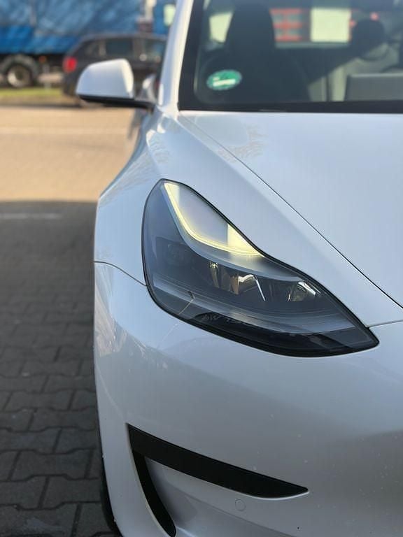 Gebraucht Tesla Model 3 Standard Range Plus 225 kW (306 PS) 2021 Weiß Limousine