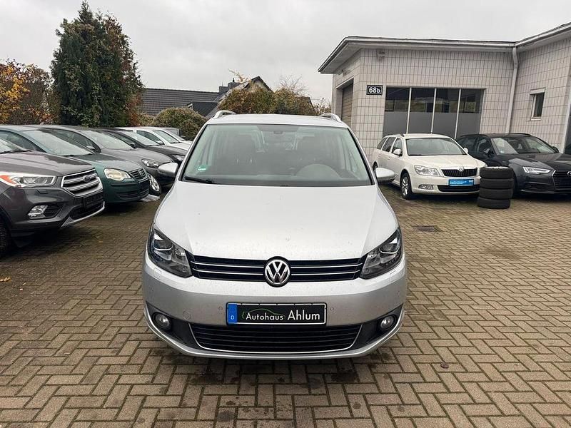 Gebraucht VW Touran Cup 140 PS (102 kW) 2014 Silber Van / Kleinbus