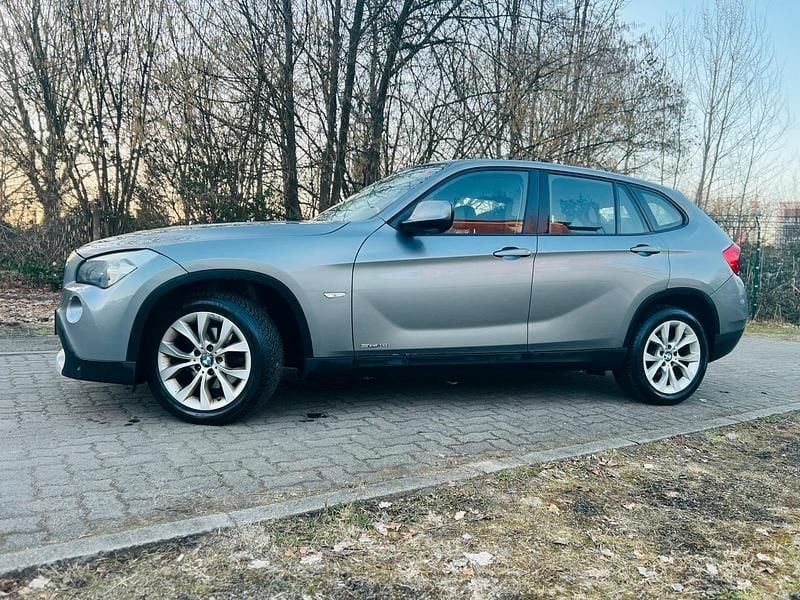 Gebraucht BMW X1 150 PS (110 kW) 2010 Grau SUV