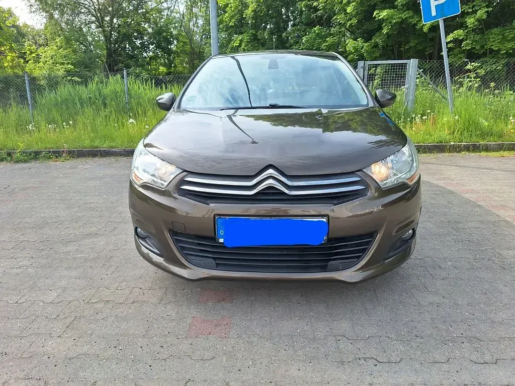 Używany Citroën C4 Tendance 120 KM (88 kW) 2014 Brązowy Sedan/Limuzyna