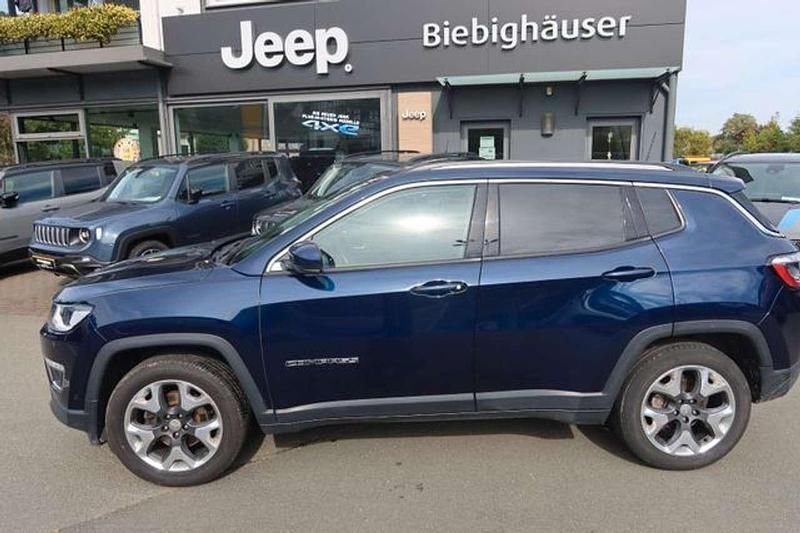 Gebraucht Jeep Compass Limited 140 PS (102 kW) 2019 Jazz blue pearl coat SUV