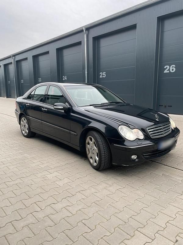 Gebraucht Mercedes C320 224 PS (164 kW) 2005 Schwarz Limousine