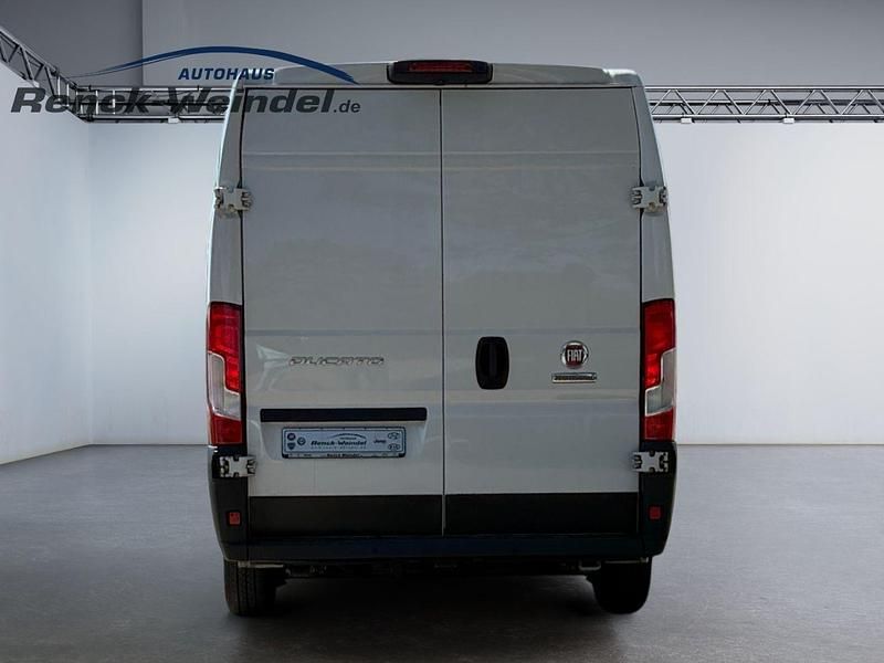 Gebraucht Fiat Ducato 140 PS (102 kW) 2021 Weiss (pastell) Van