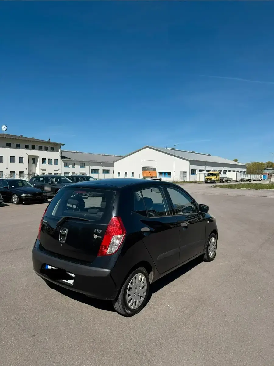 Gebraucht Hyundai i10 Style 69 PS (50 kW) 2010 Schwarz Kleinwagen