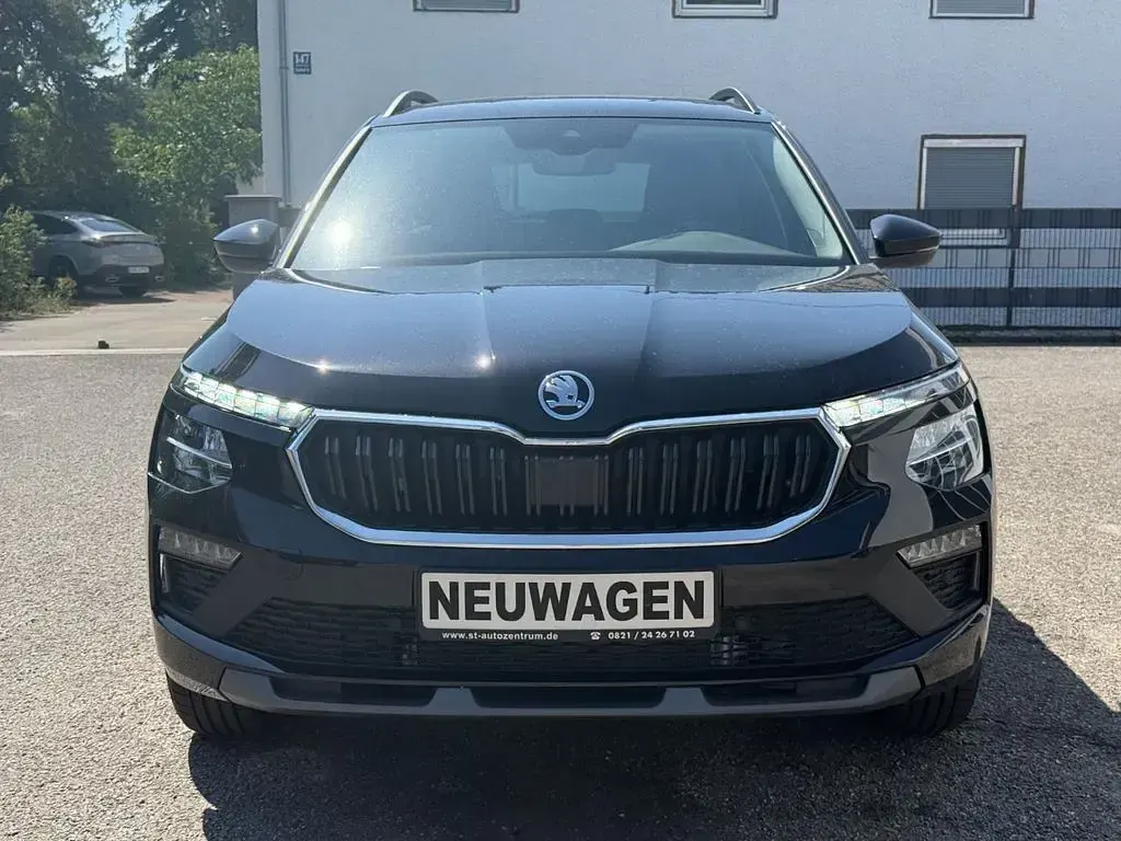 Neu Skoda Kamiq Selection 116 PS (85 kW) 2026 Grau SUV