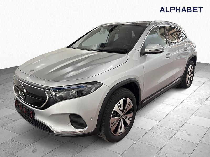 Silber Gebraucht 2023 Mercedes EQA250 Progressive SUV | 27.390 € (Fairer Preis) - Bild 1/4