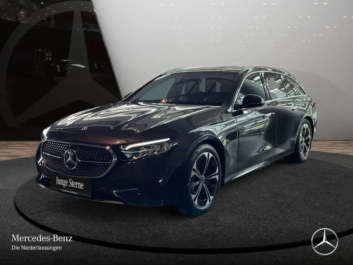 Gebraucht Mercedes E300 Avantgarde 197 PS (144 kW) 2025 Grau Limousine