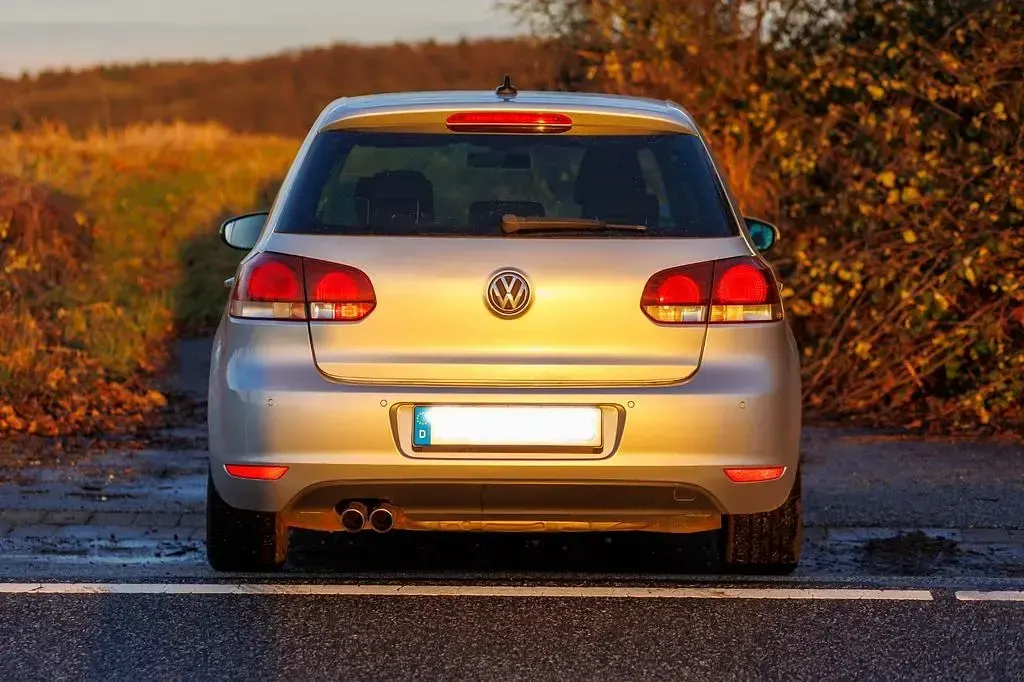 Second-hand VW Golf VI Highline 160 CP (117 kW) 2009 Argintiu Hatchback