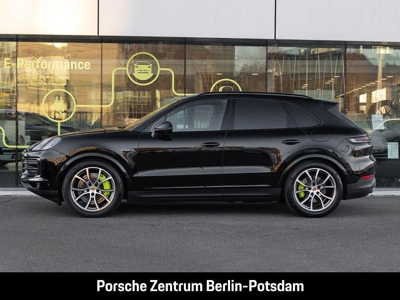 Gebraucht Porsche Cayenne S E-Hybrid 519 PS (381 kW) 2024 Schwarz SUV