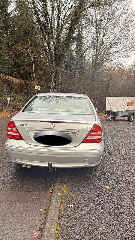 Gebraucht Mercedes C200 123 PS (90 kW) 2005 Silber Limousine