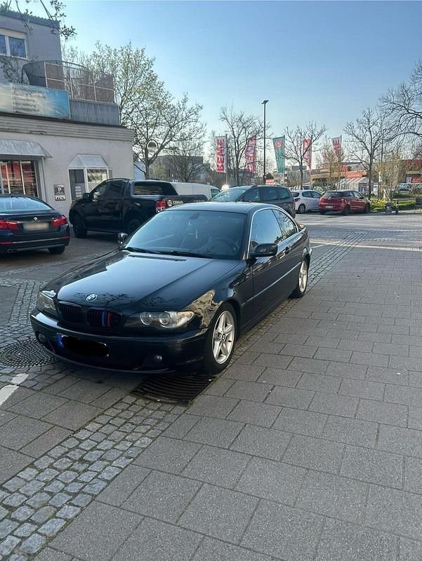 Gebraucht BMW 320 150 PS (110 kW) 2005 Schwarz Coupé