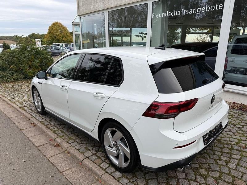 Gebraucht VW Golf VIII GTD 200 PS (147 kW) 2023 Weiß Limousine