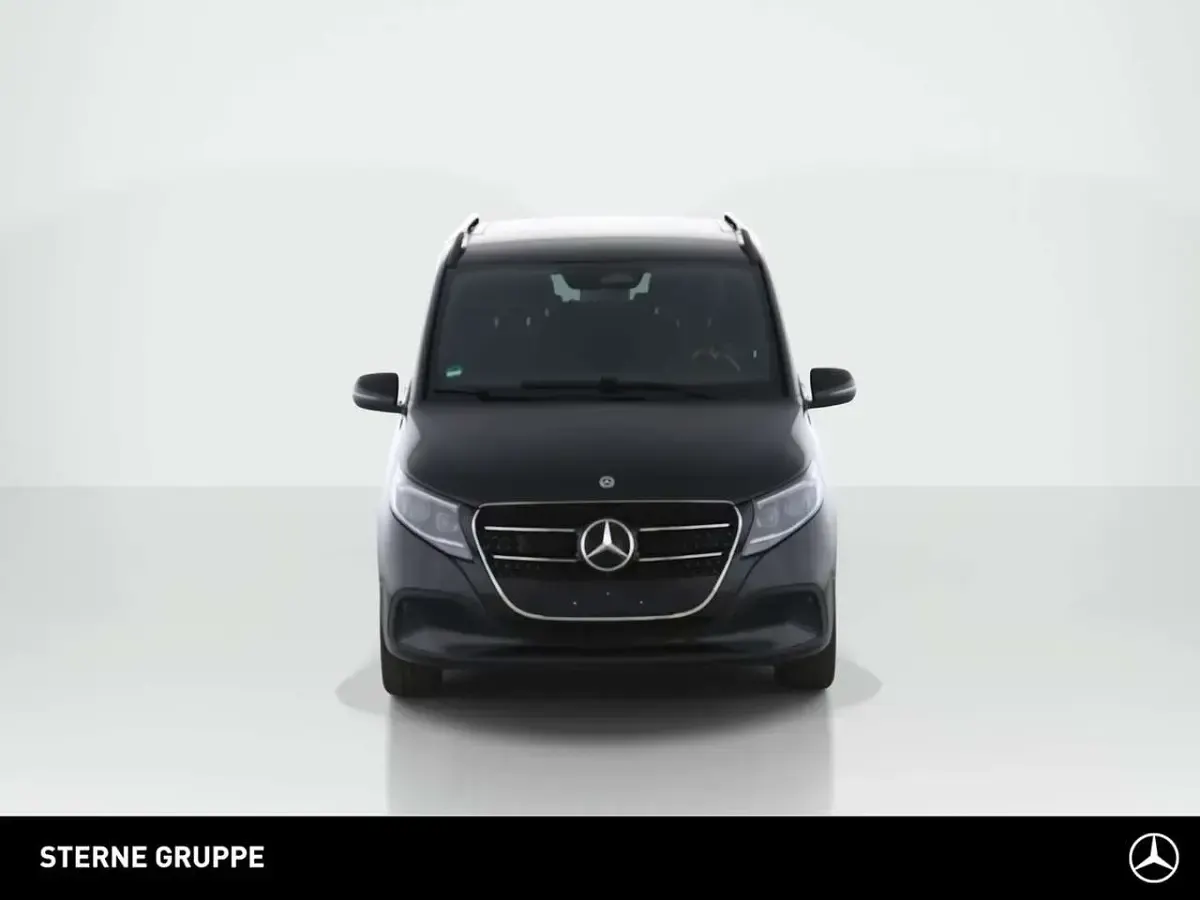 Gebraucht Mercedes V300 Style 237 PS (174 kW) 2025 Schwarz Van / Kleinbus