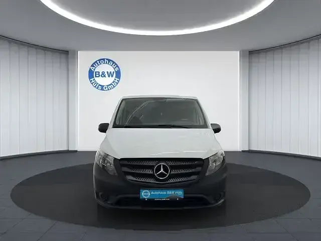 Gebraucht Mercedes Vito 163 PS (119 kW) 2024 Weiß Van