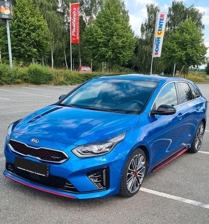 Blau Gebraucht 2019 Kia ProCeed GT Kleinwagen | 21.200 € (Fairer Preis) - Bild 1/4