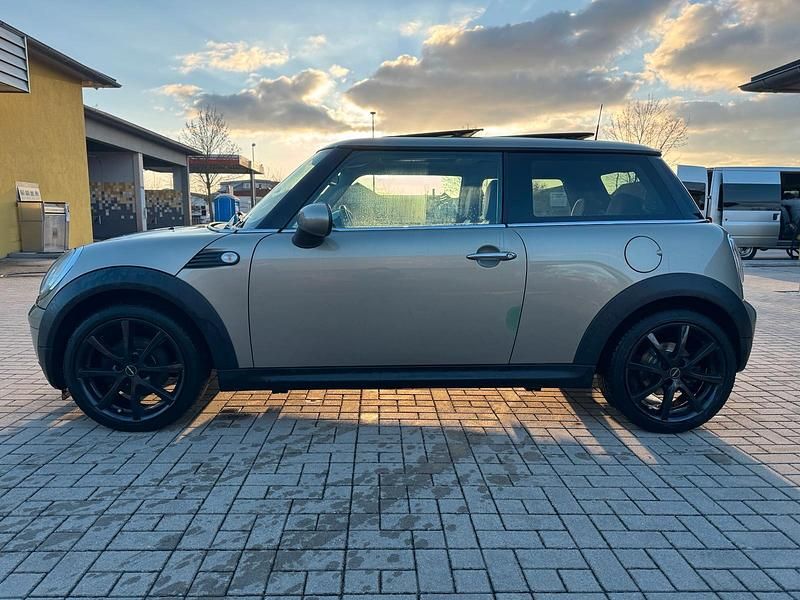 Gebraucht Mini Cooper D 108 PS (79 kW) 2009 Andere farben Kleinwagen