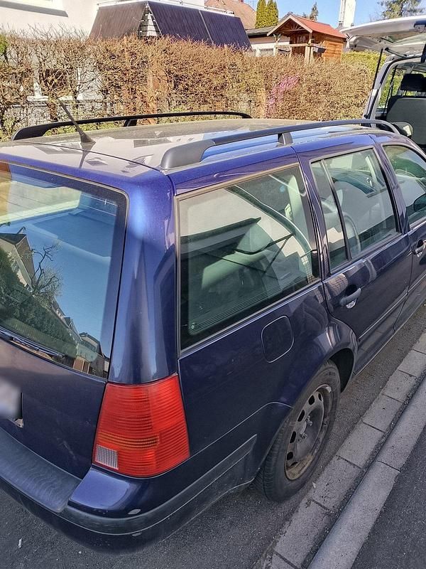 Gebraucht VW Golf IV 101 PS (74 kW) 2000 Blau Kombi