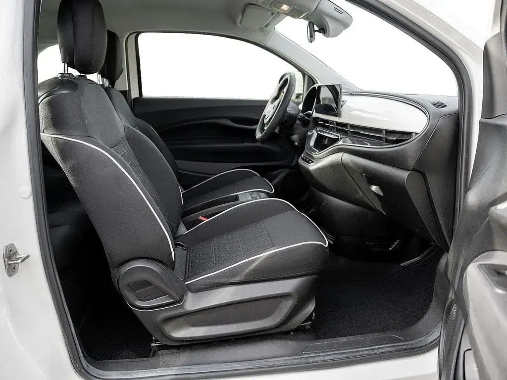 Gebraucht Fiat 500e 86 kW (118 PS) 2023 Weiß
