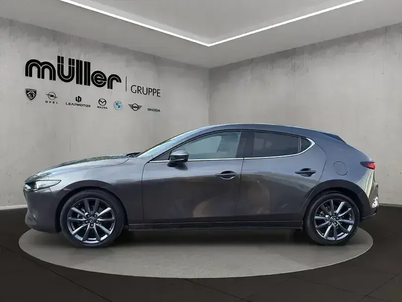 Gebraucht Mazda 3 Exclusive 122 PS (89 kW) 2023 Machine gray Limousine