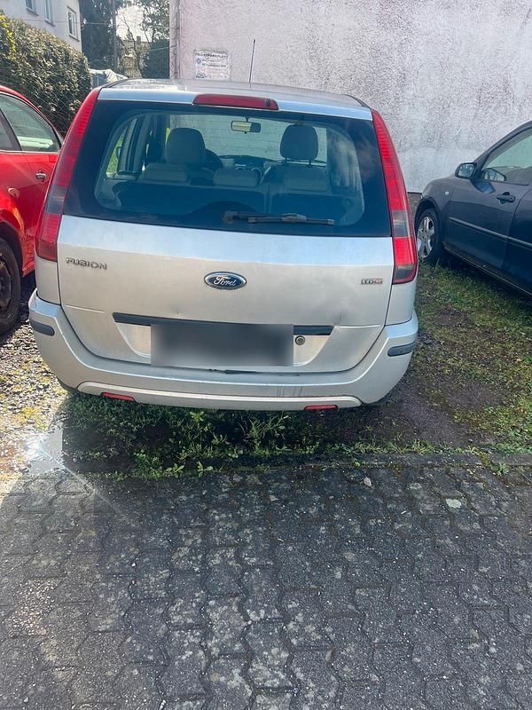 Gebraucht Ford Fusion 85 PS (62 kW) 2004 Gelb Kleinwagen