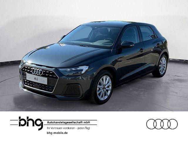 Grau Neu 2025 Audi A1 Sportback Advanced Plus Kleinwagen | 25.352 € (Guter Preis) - Bild 1/4