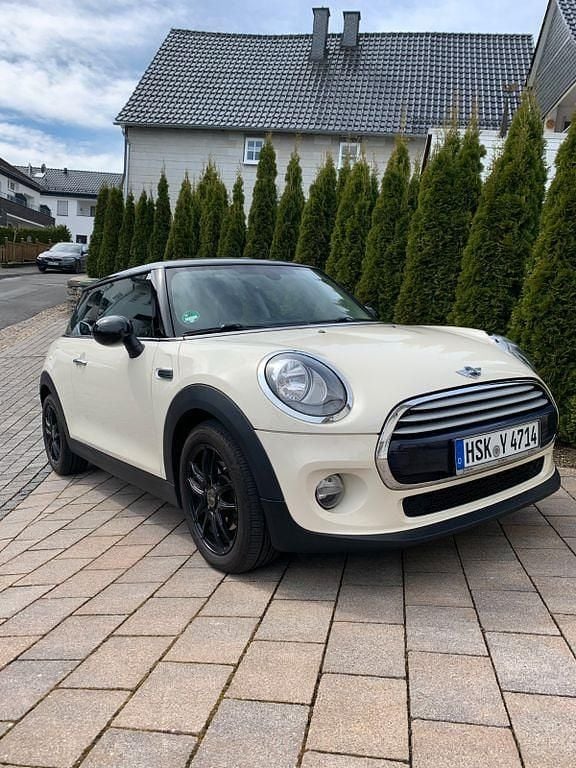 Second-hand Mini Cooper D 116 CP (85 kW) 2015 Bej Hatchback