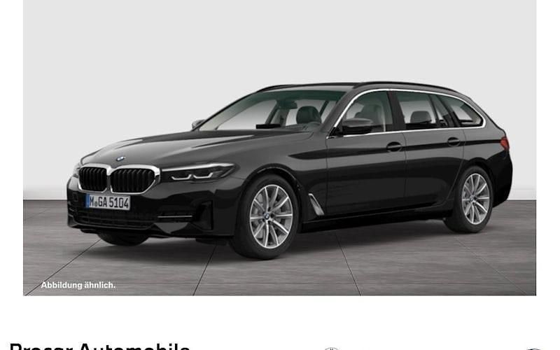 Gebraucht BMW 520 Sport Line 190 PS (139 kW) 2023 Schwarz Kombi