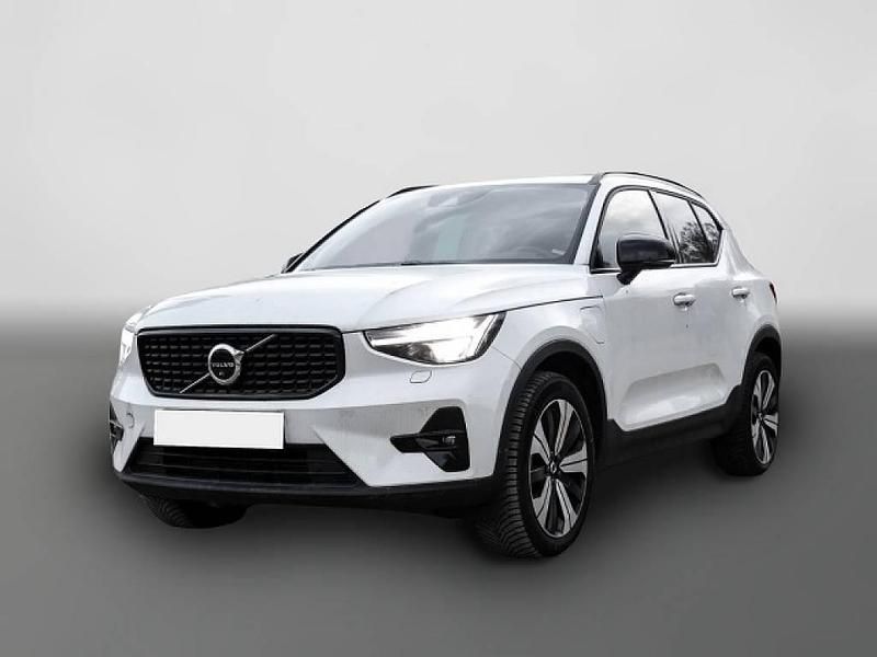 Gebraucht Volvo XC40 Plus 211 PS (155 kW) 2023 Weiß SUV