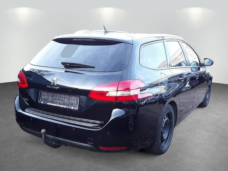 Gebraucht Peugeot 308 SW Style 120 PS (88 kW) 2016 Schwarz Kombi