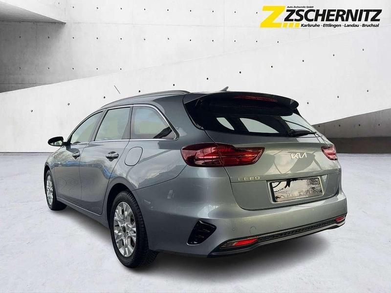 Gebraucht Kia Ceed Sportswagon Vision 140 PS (102 kW) 2025 (css) lunarsilber met. Kombi