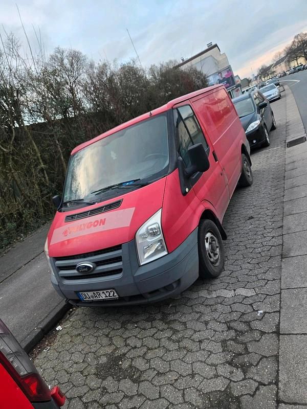Rot Gebraucht 2012 Ford Transit Limousine | 4.800 € (Guter Preis) - Bild 1/4