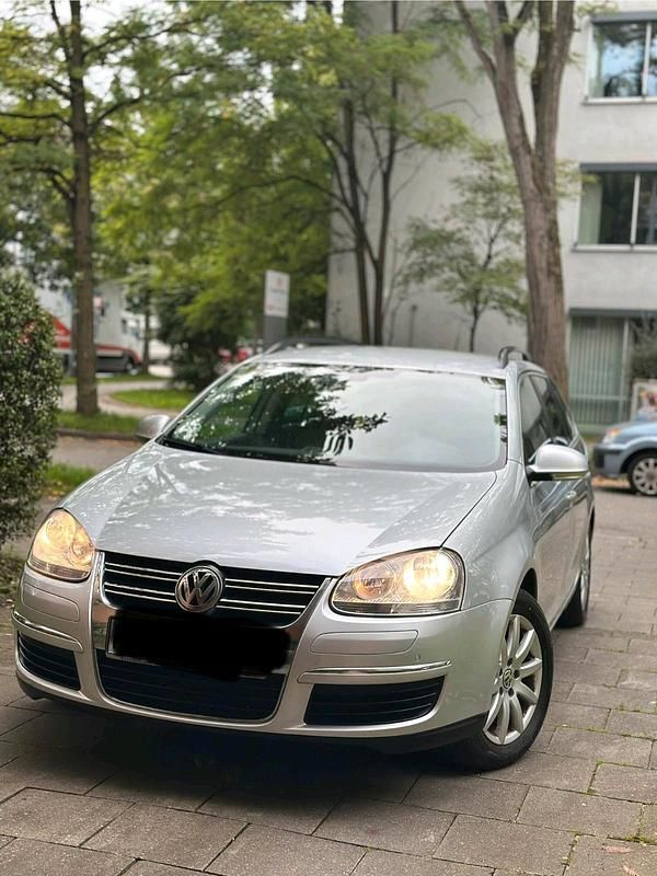 Silber Gebraucht 2009 VW Golf VI Kombi | 2.950 € (Guter Preis) - Bild 1/4