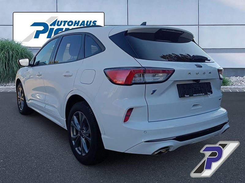 Gebraucht Ford Kuga ST-Line 224 PS (164 kW) 2022 Weiß SUV