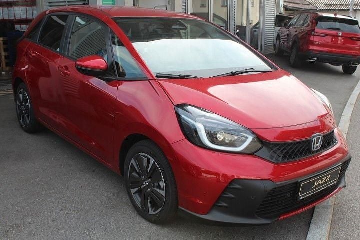 Gebraucht Honda Jazz Advance 122 PS (89 kW) 2025 Premium crystal red metallic Kleinwagen