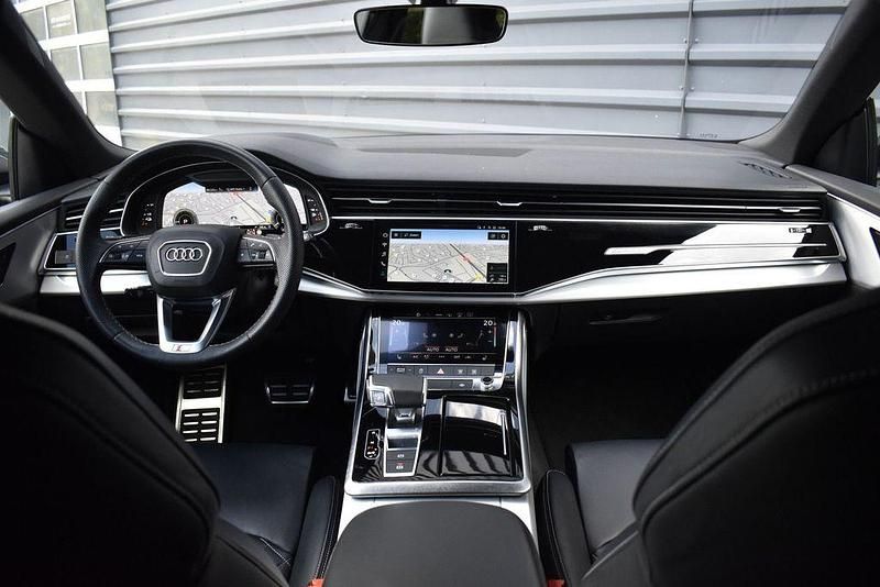 Gebraucht Audi Q8 Proline 381 PS (280 kW) 2021 Grau SUV