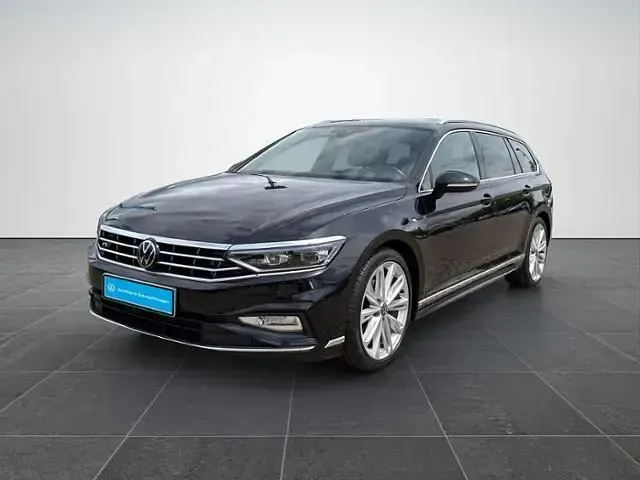 Gebraucht VW Passat Elegance 200 PS (147 kW) 2023 Schwarz Kombi