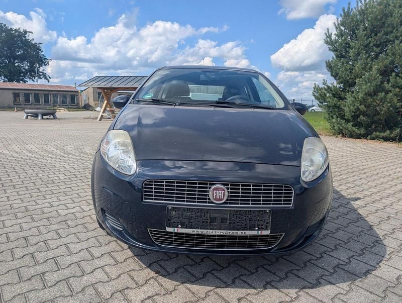 Gebraucht Fiat Punto 65 PS (47 kW) 2009 Blau Kleinwagen